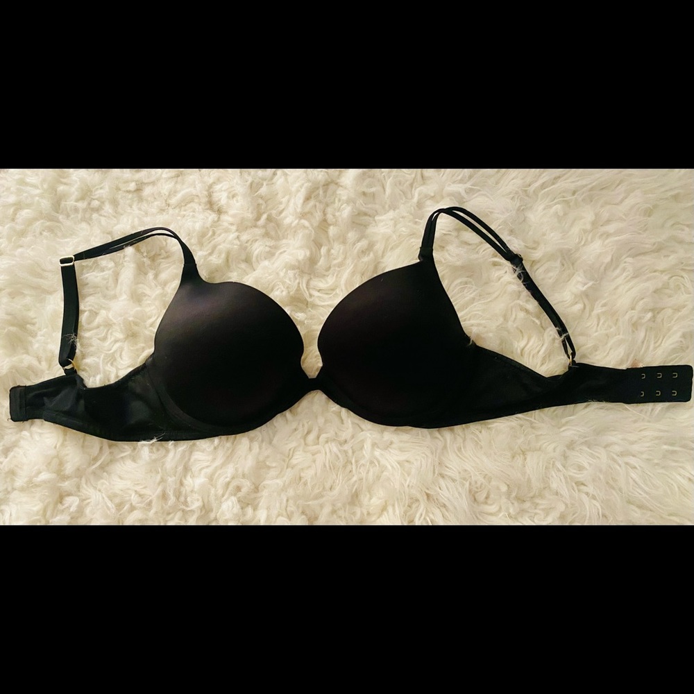 Victoria’s Secret very sexy push-up bra